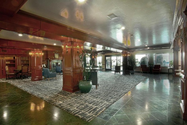 Azure Hotel & Suites Ontario, A Trademark Collection Hotel image 28