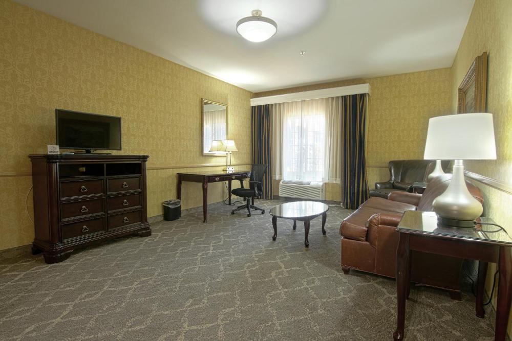 Room image 4