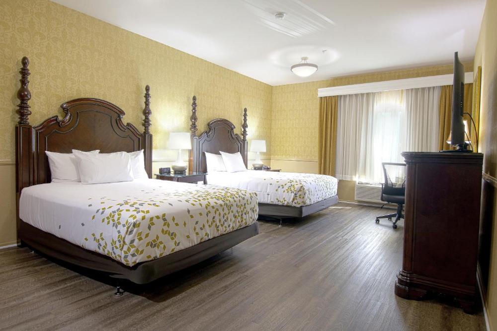 Room image 5